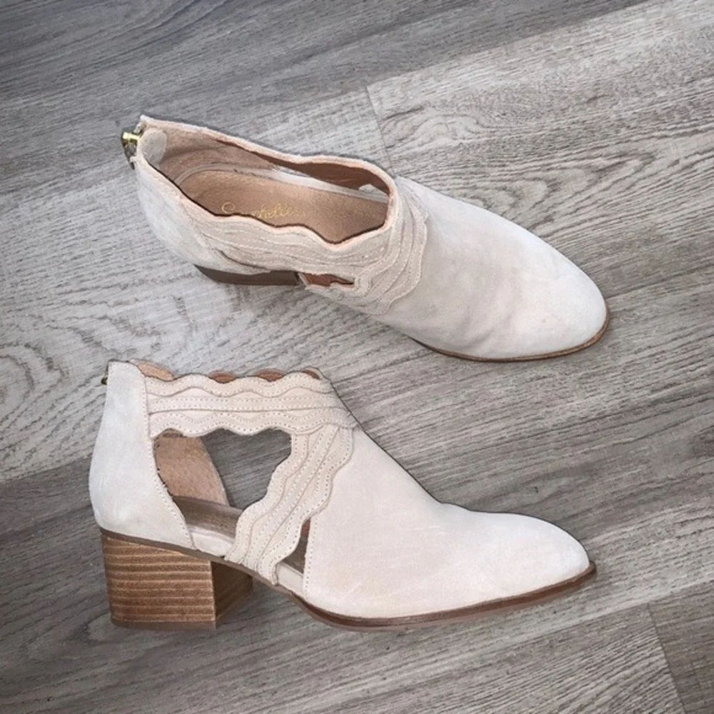 Seychelles Tan Cutout Leather Booties Sz 9